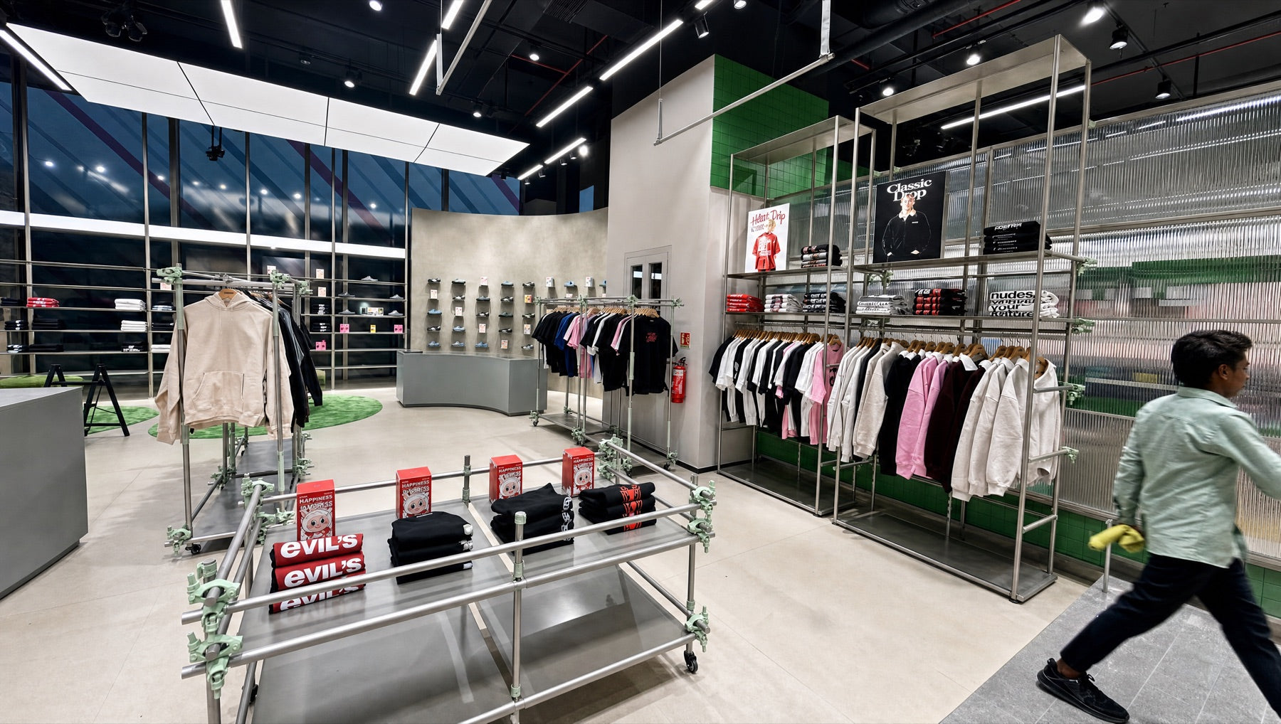 Broadway Pune: Culture Circle store